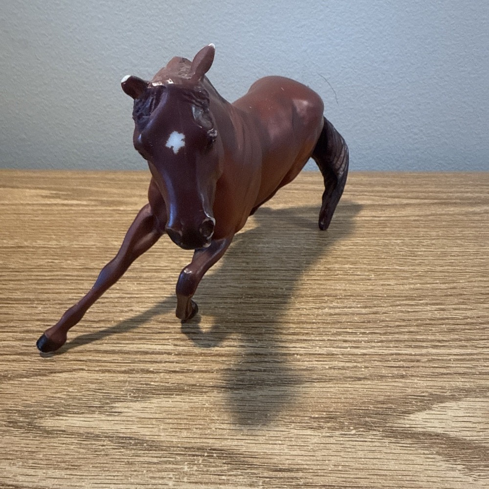 Breyer Flicka 2006‎ Classic Scamper Horse #750013